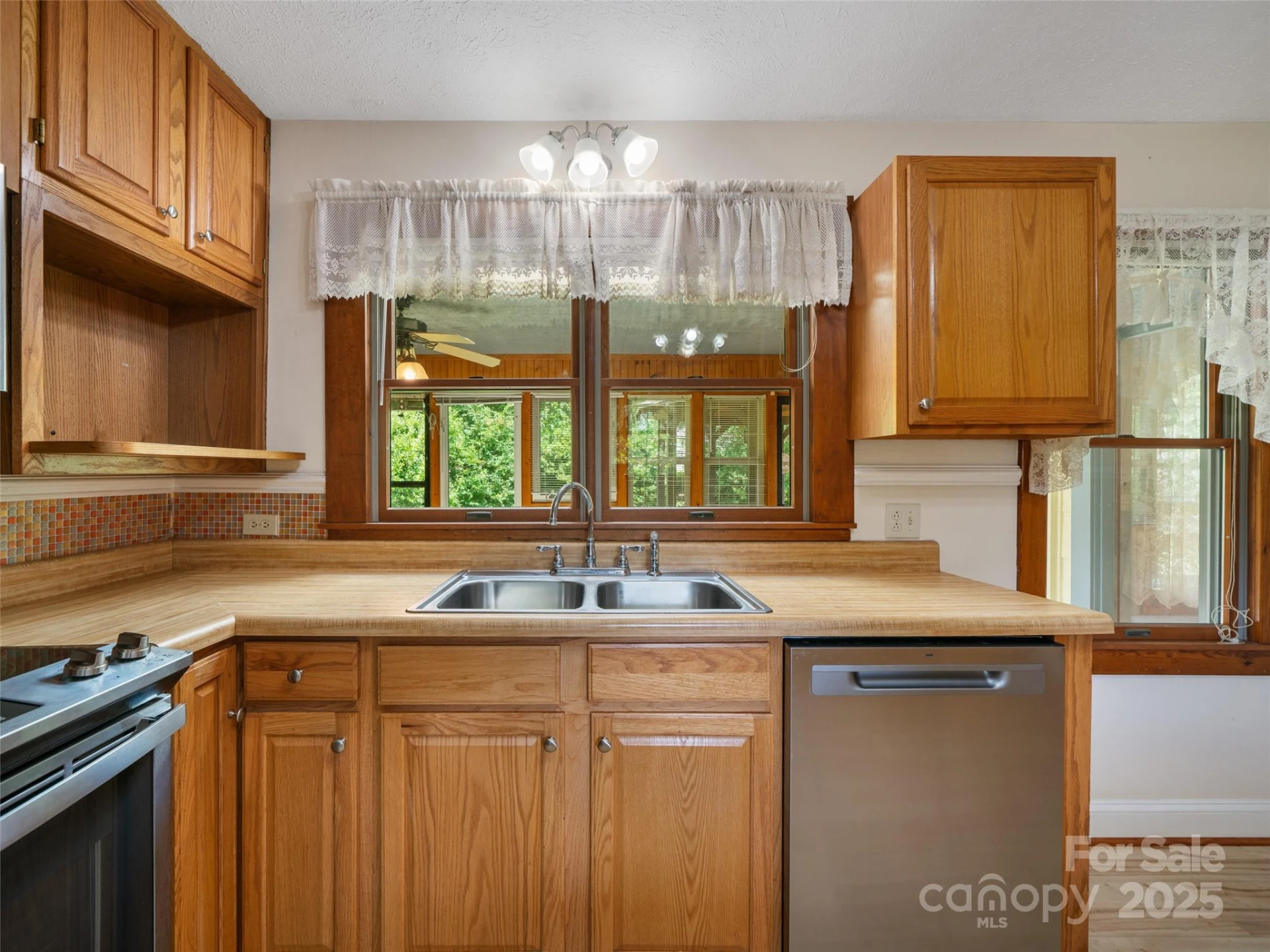 12 Robertson Street - Photo 13