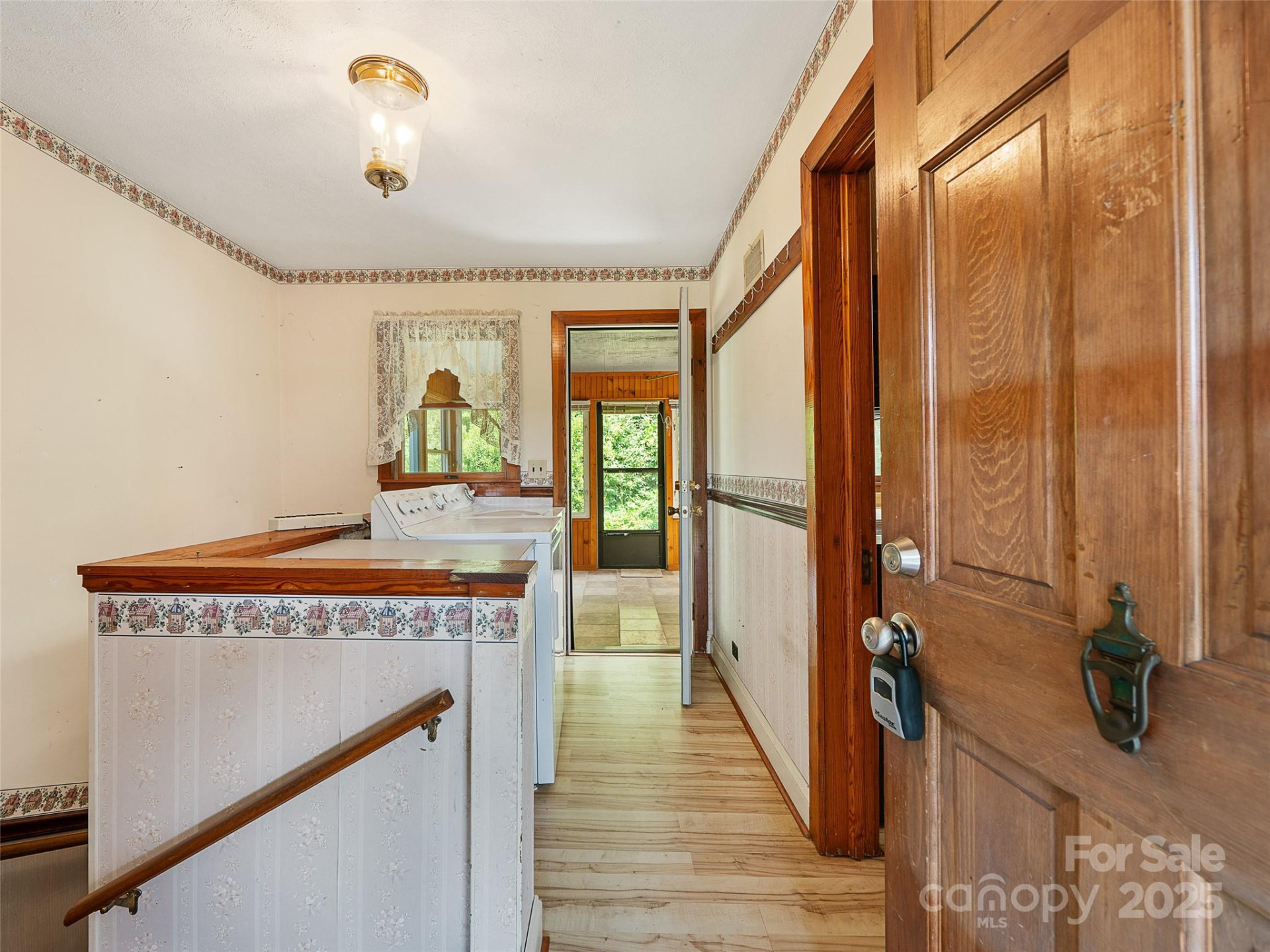 12 Robertson Street - Photo 14