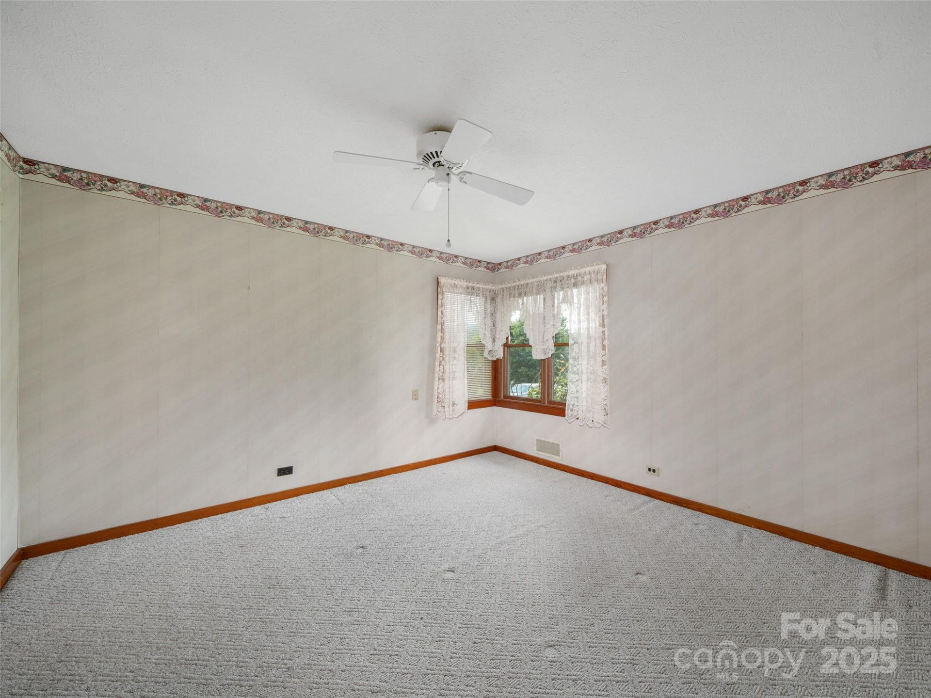 12 Robertson Street - Photo 20