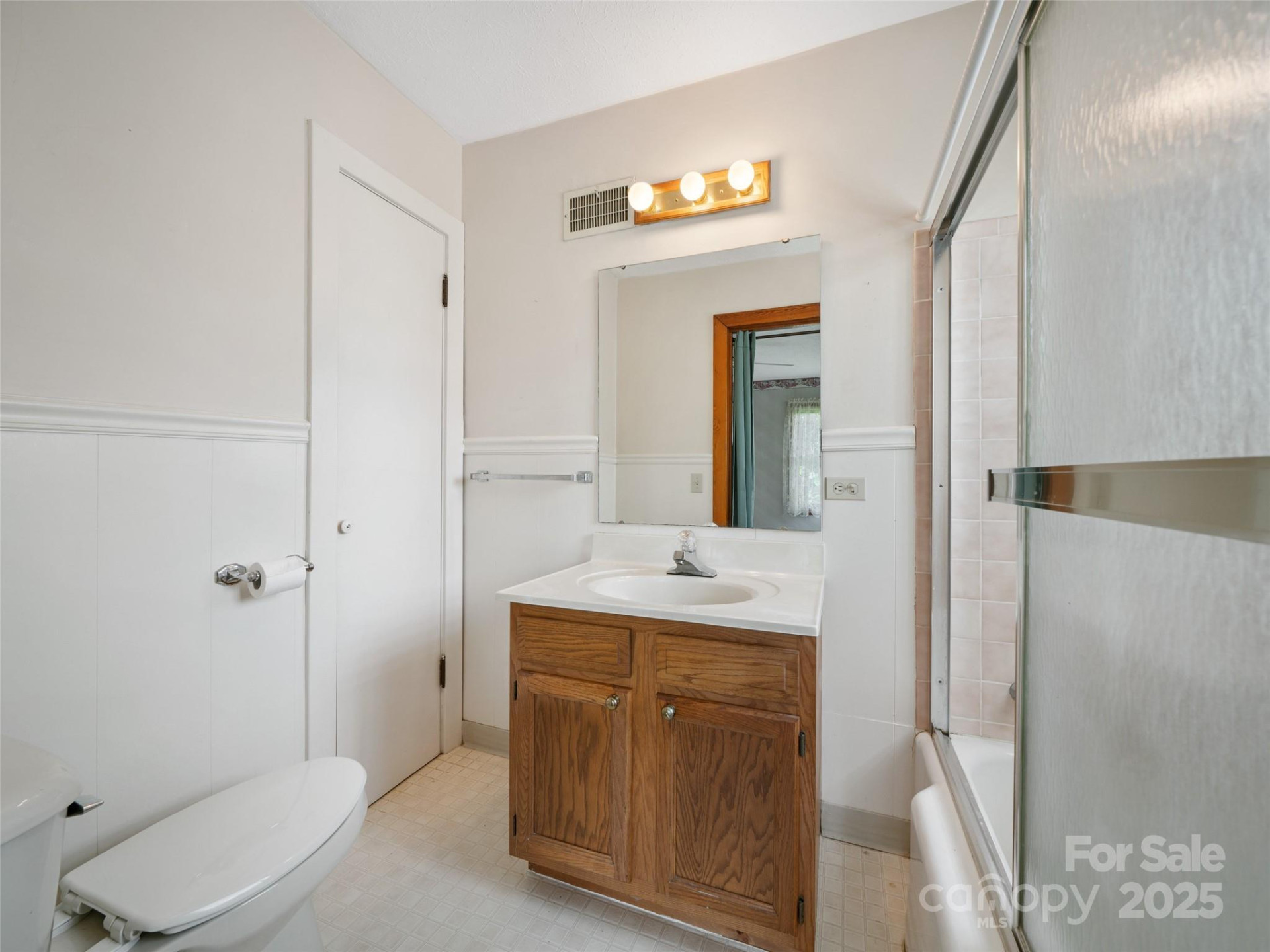 12 Robertson Street - Photo 22