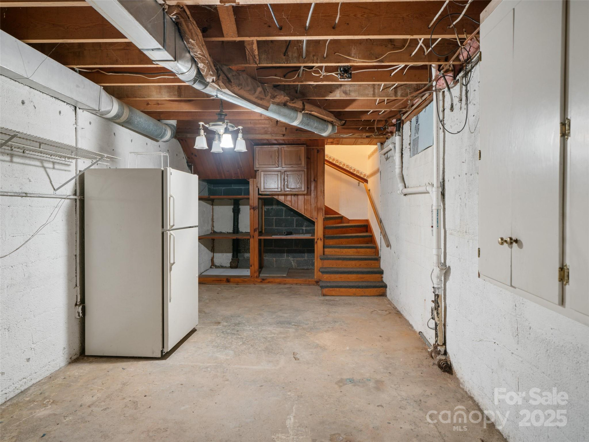 12 Robertson Street - Photo 28