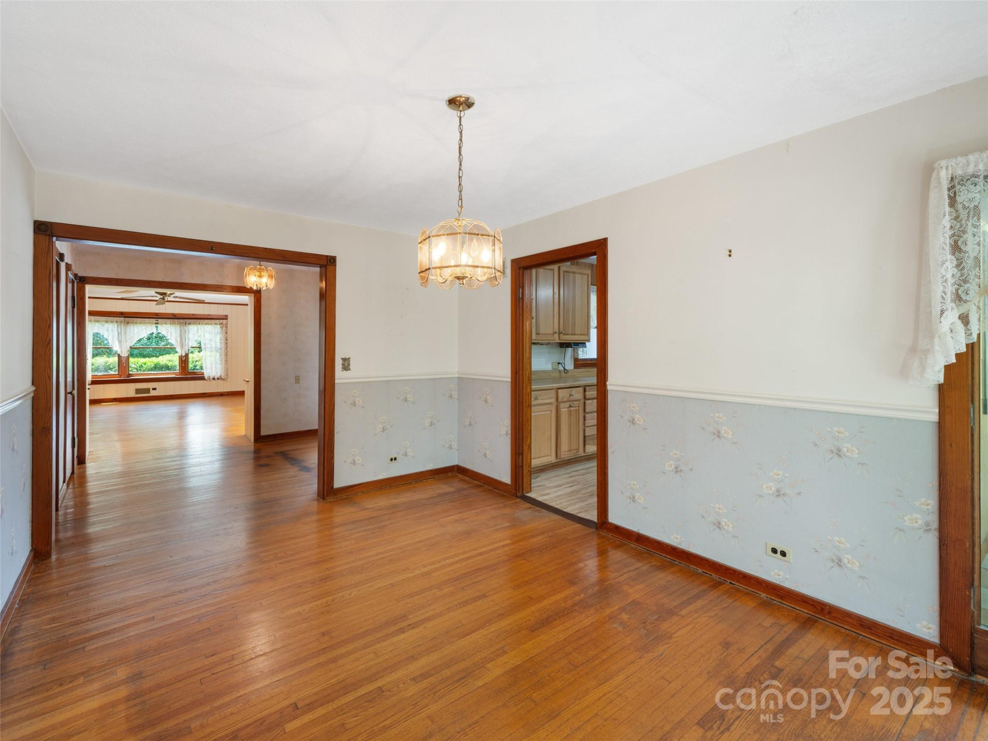 12 Robertson Street - Photo 8