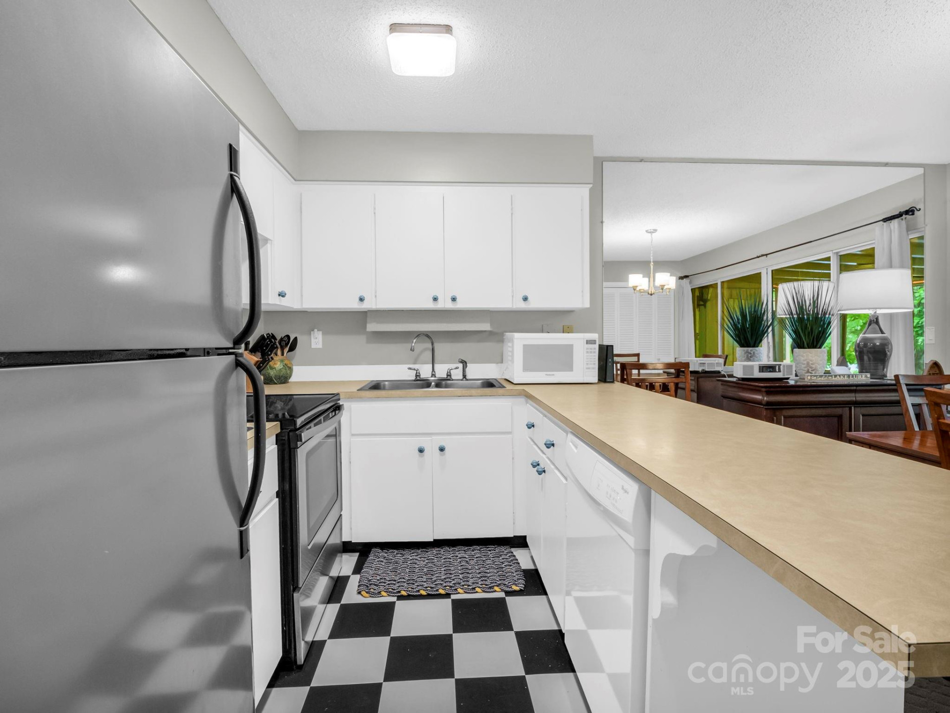 140 West Lake Drive #301 - Photo 13