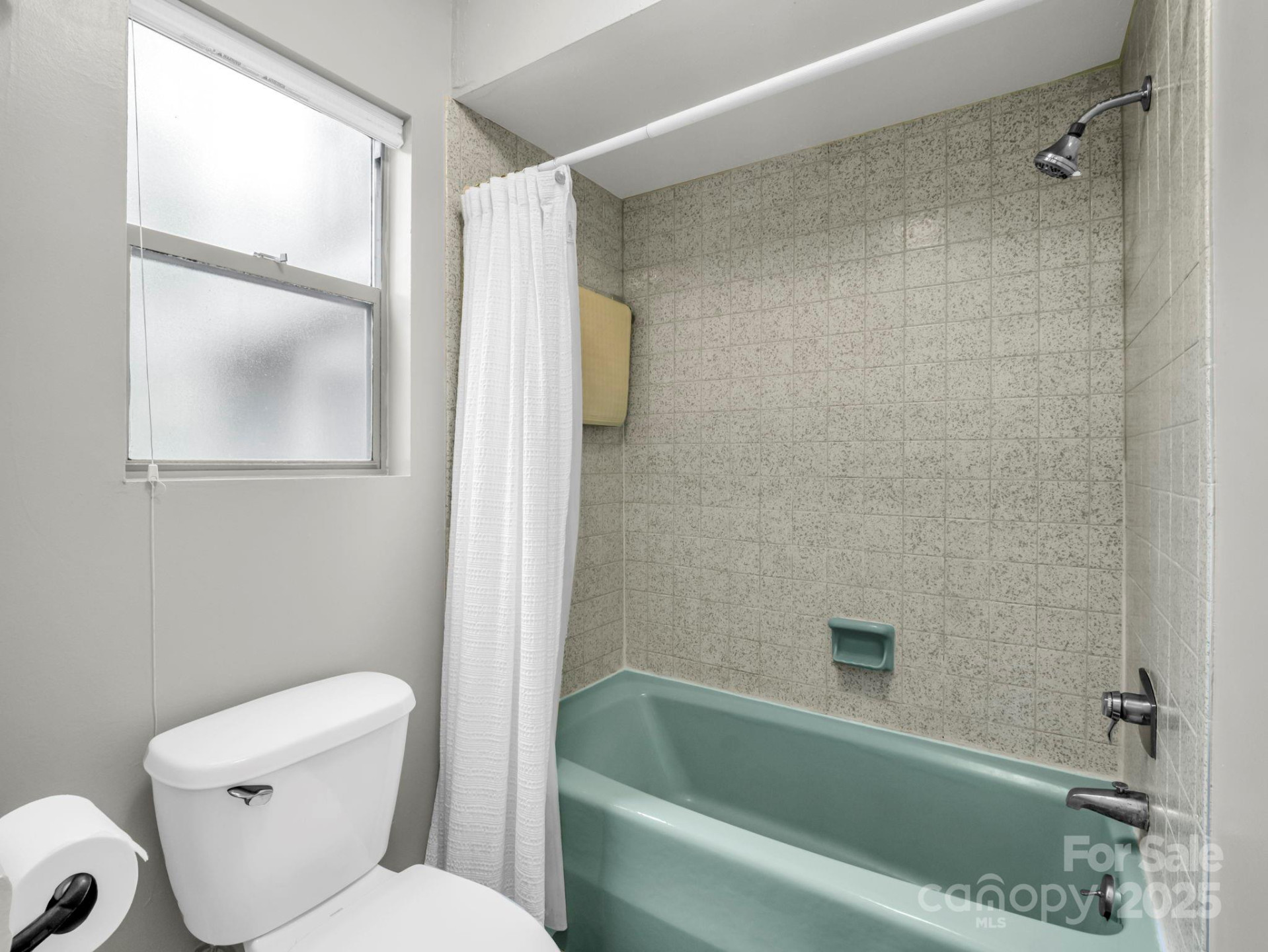 140 West Lake Drive #301 - Photo 19