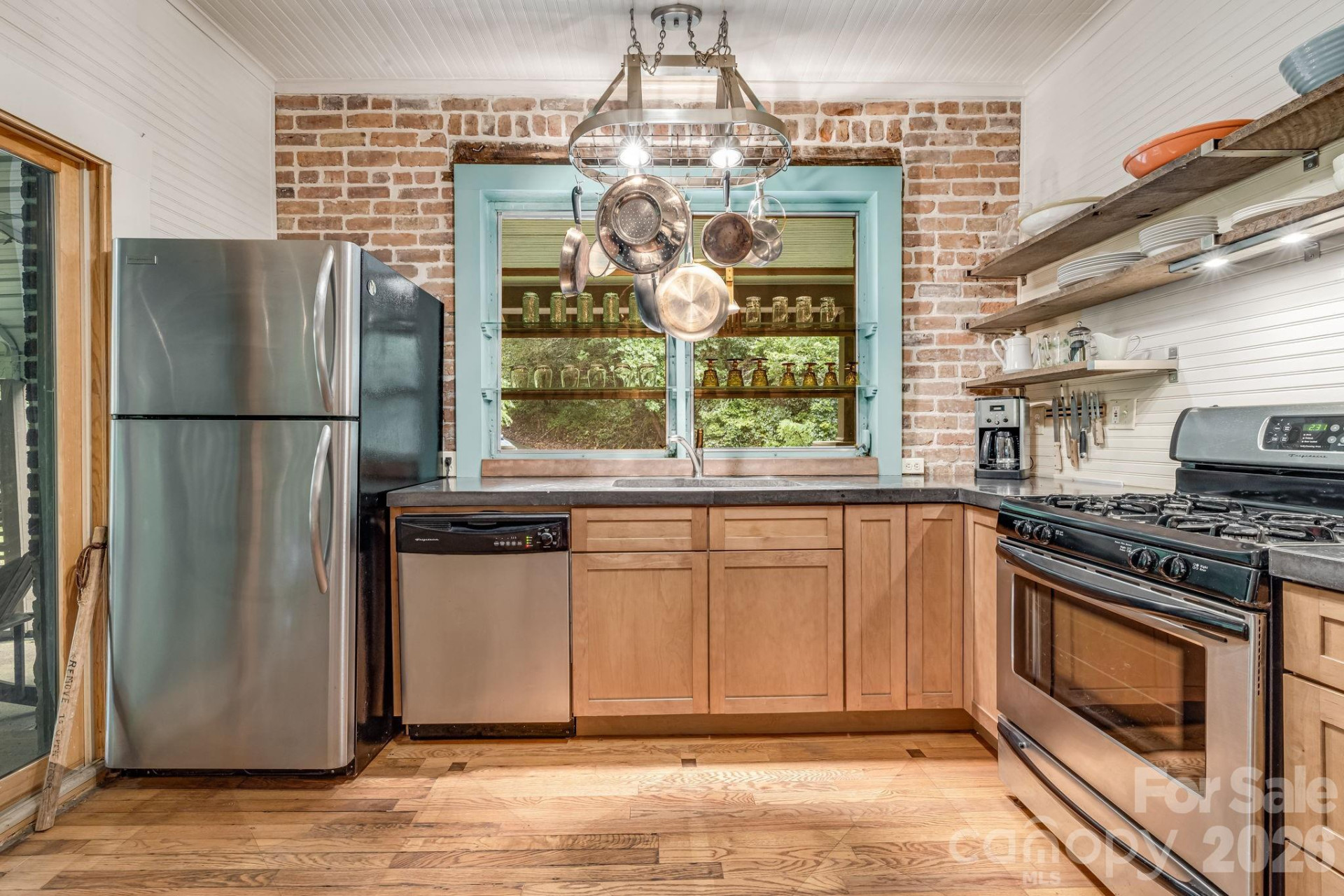 257 Henderson Drive - Photo 17