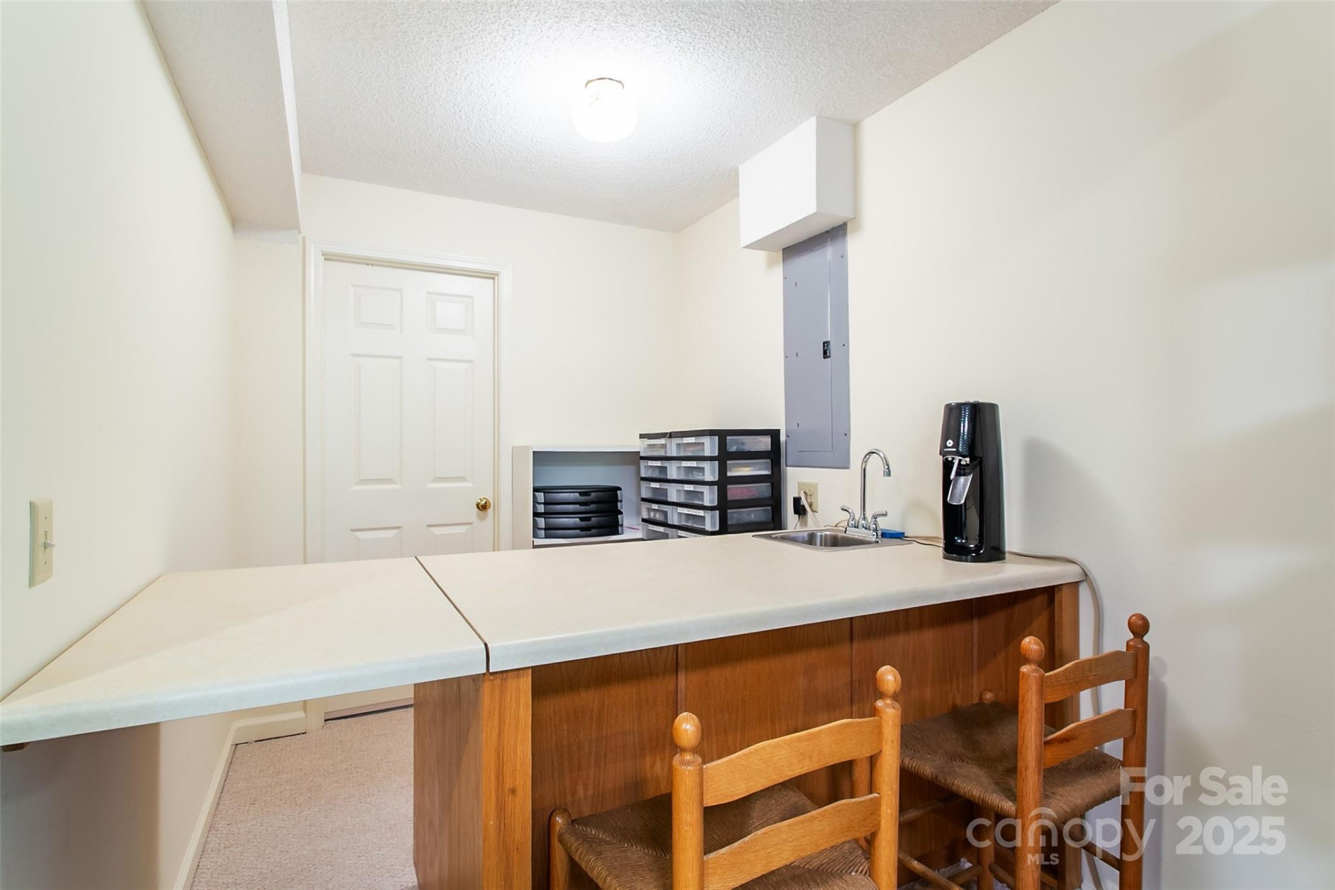 263 Ugedaliyvi Court - Photo 32