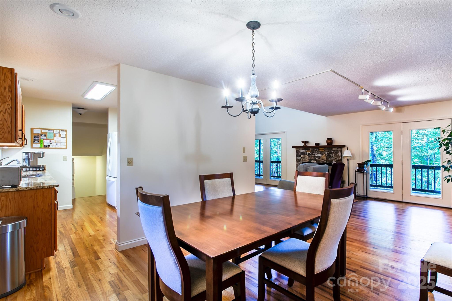 263 Ugedaliyvi Court - Photo 7