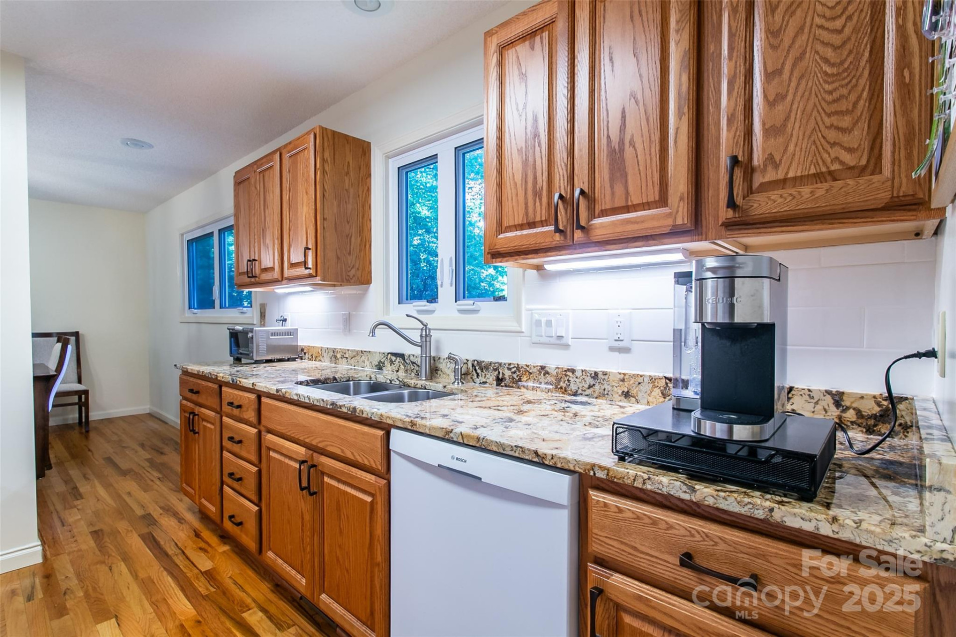 263 Ugedaliyvi Court - Photo 9