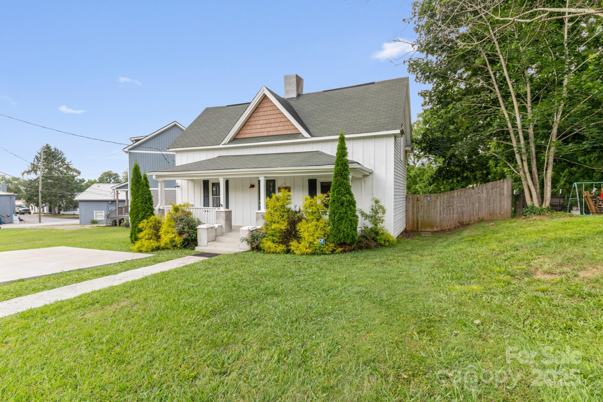 761 Main Street - Photo 2