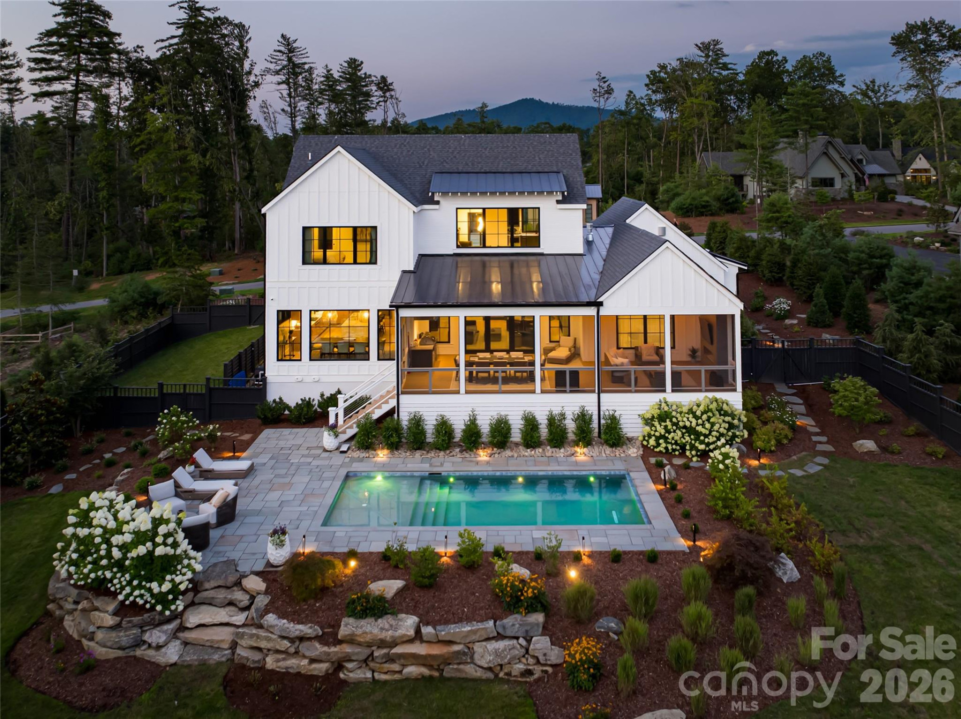 320 Flowering Vine Court - Photo 3