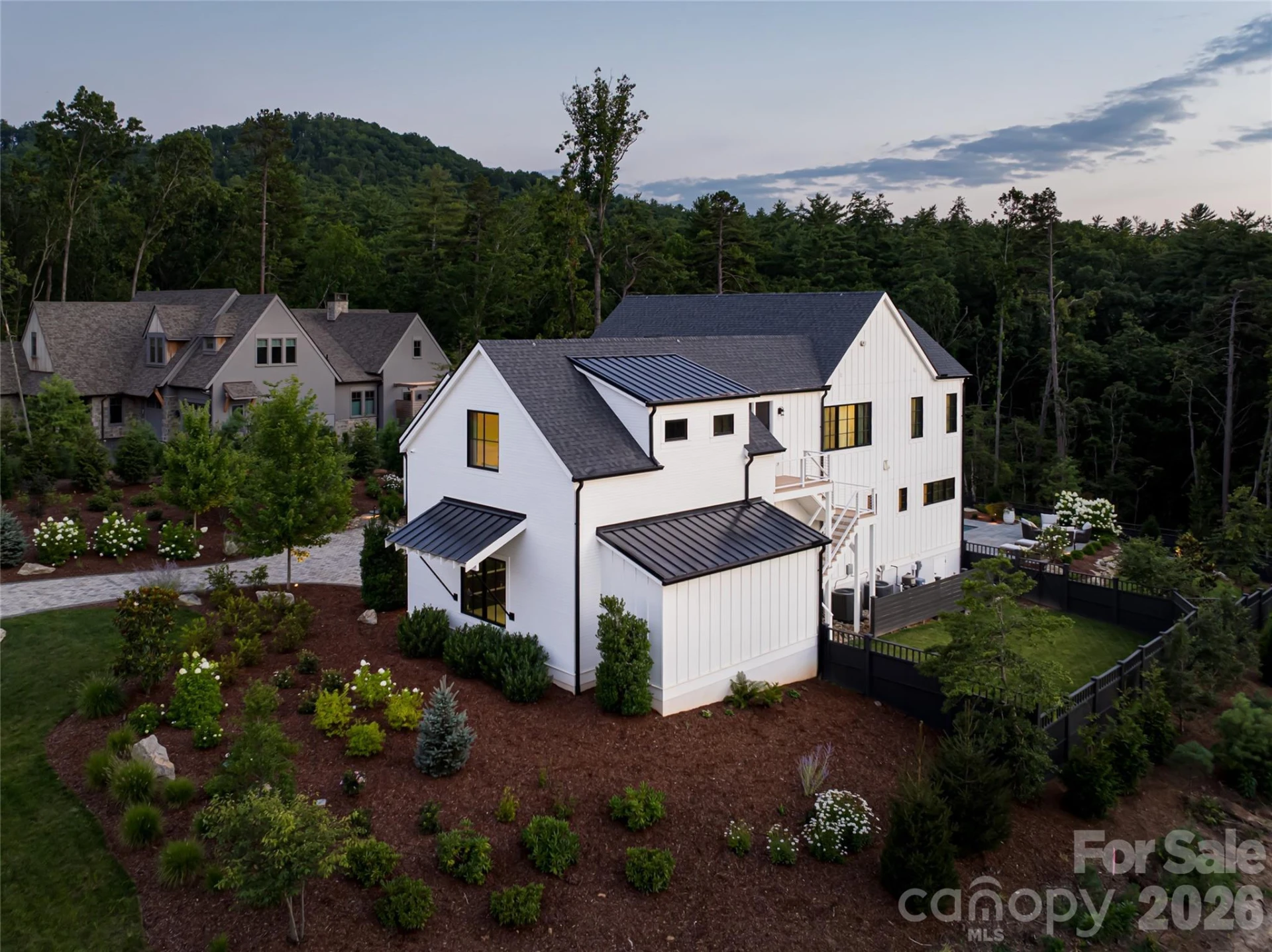 320 Flowering Vine Court - Photo 41