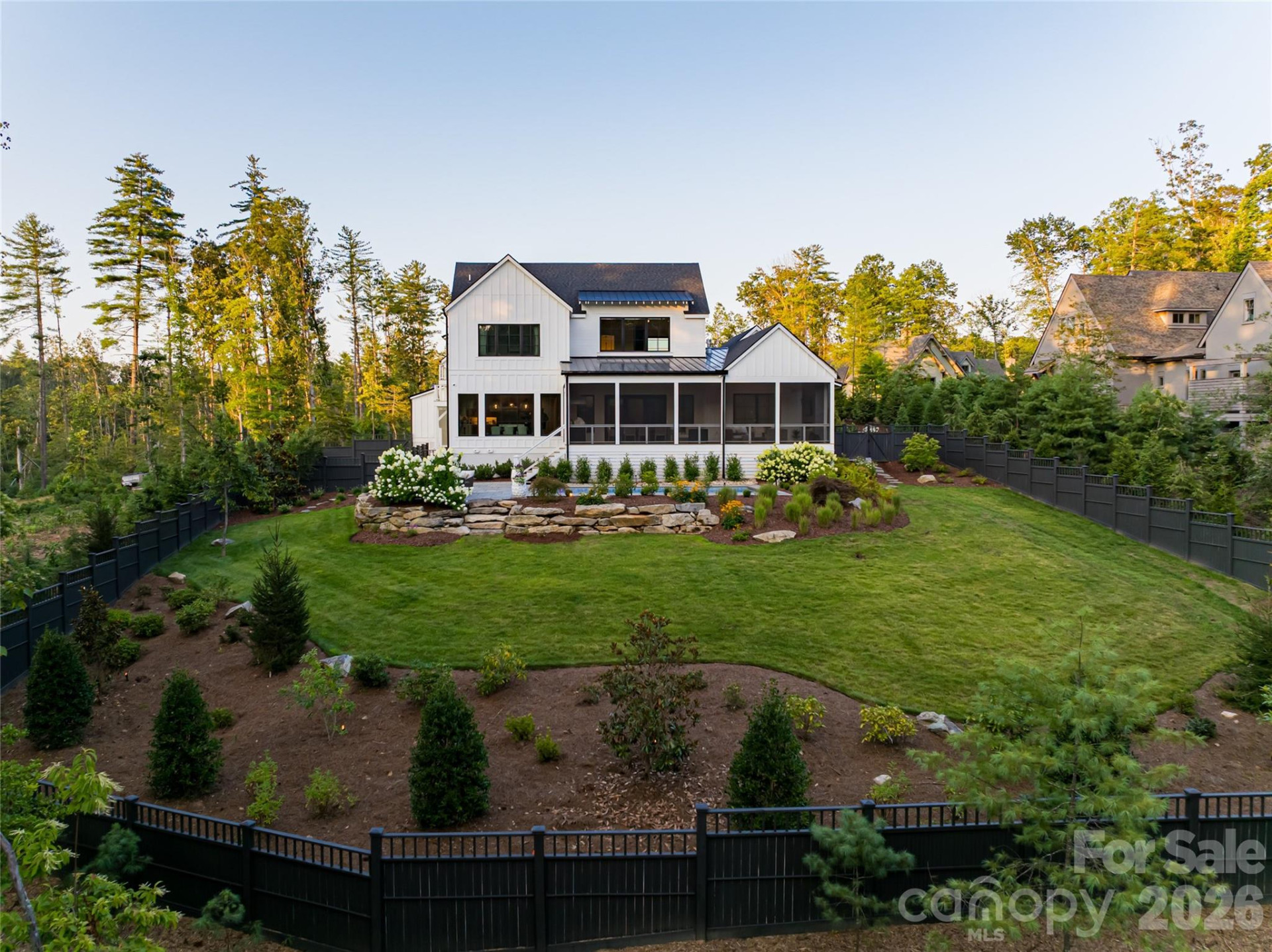 320 Flowering Vine Court - Photo 42