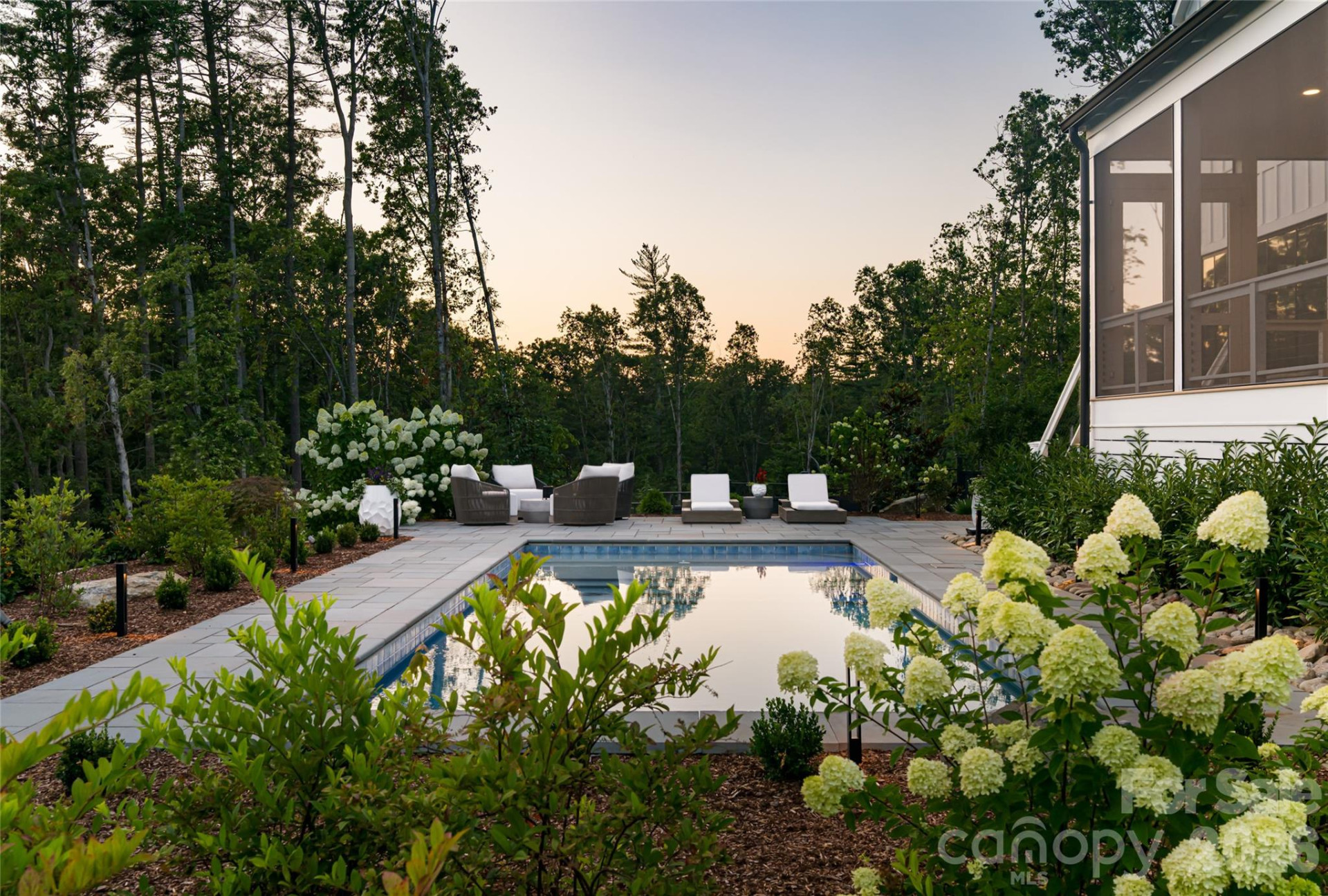 320 Flowering Vine Court - Photo 44