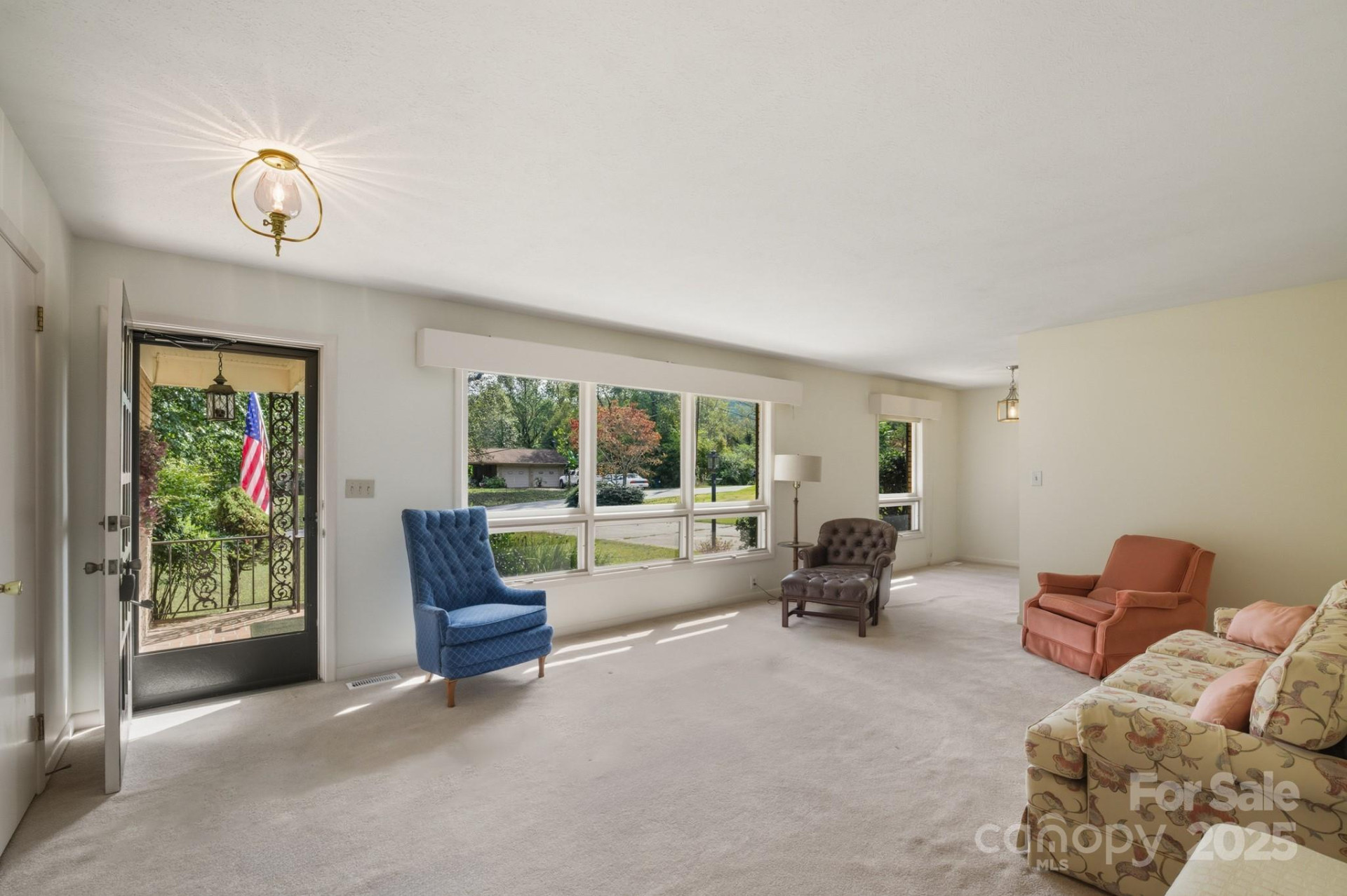 3321 Hollyhill Circle - Photo 5