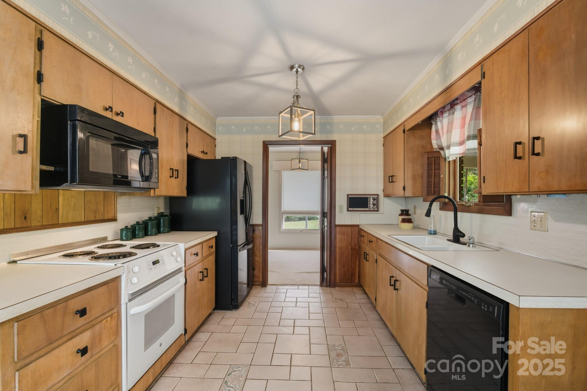 3321 Hollyhill Circle - Photo 8