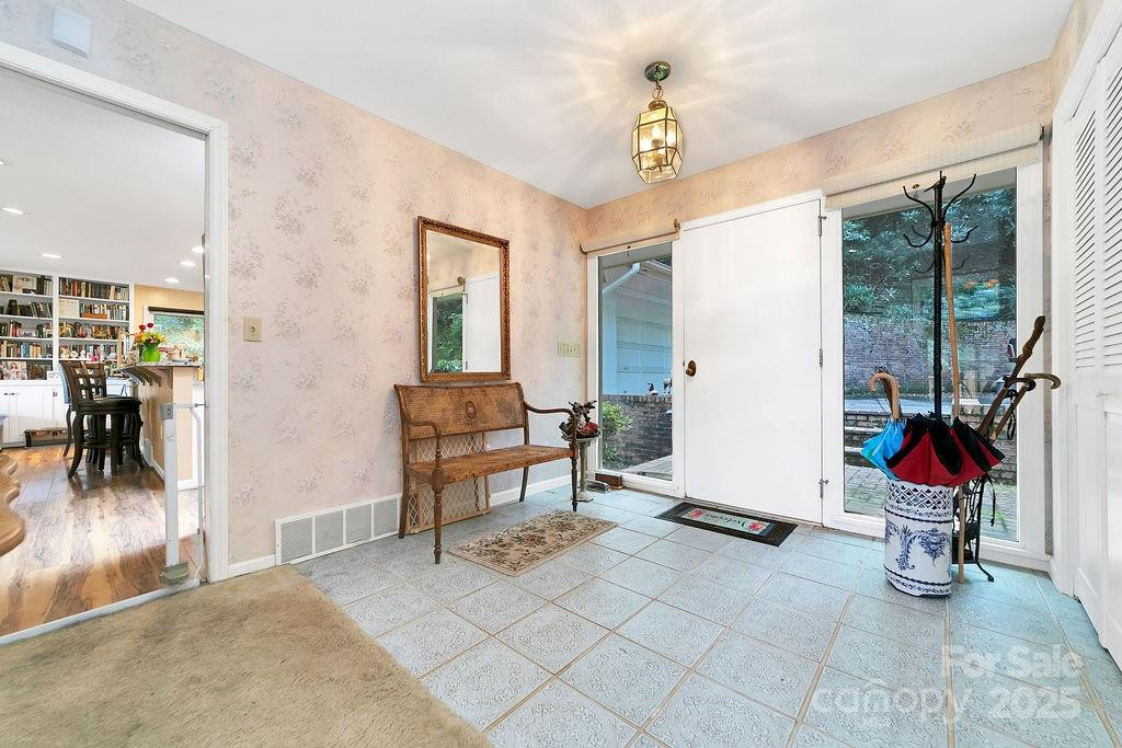 1315 Glen Cannon Drive - Photo 3