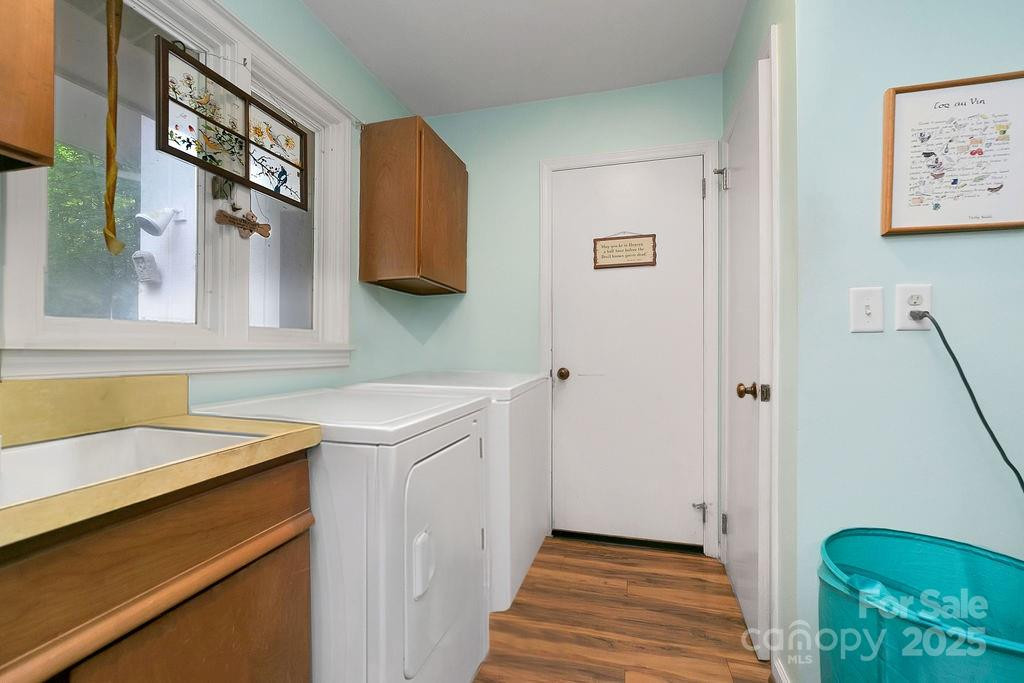 1315 Glen Cannon Drive - Photo 9