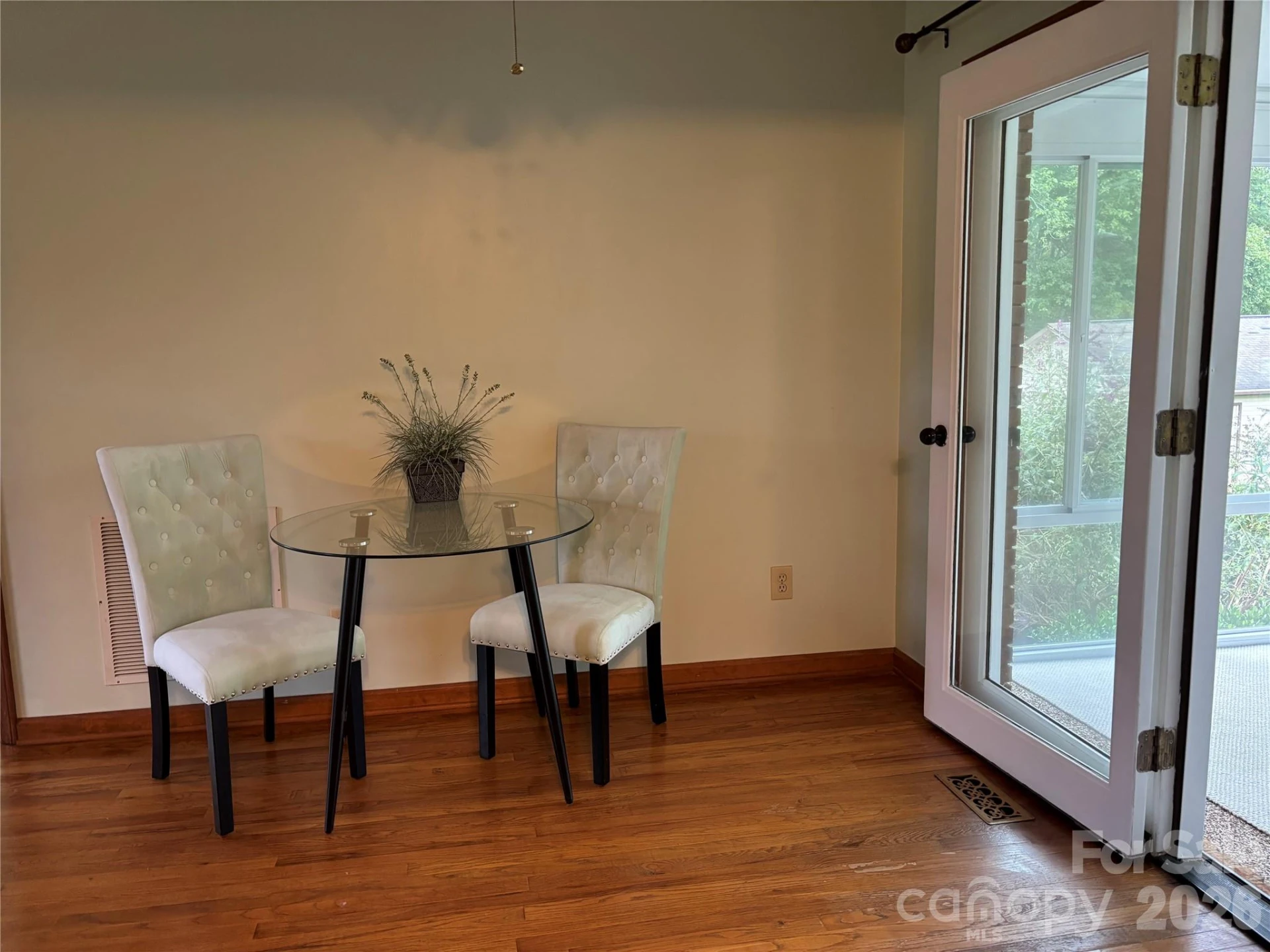 1633 Jamestown Road - Photo 13
