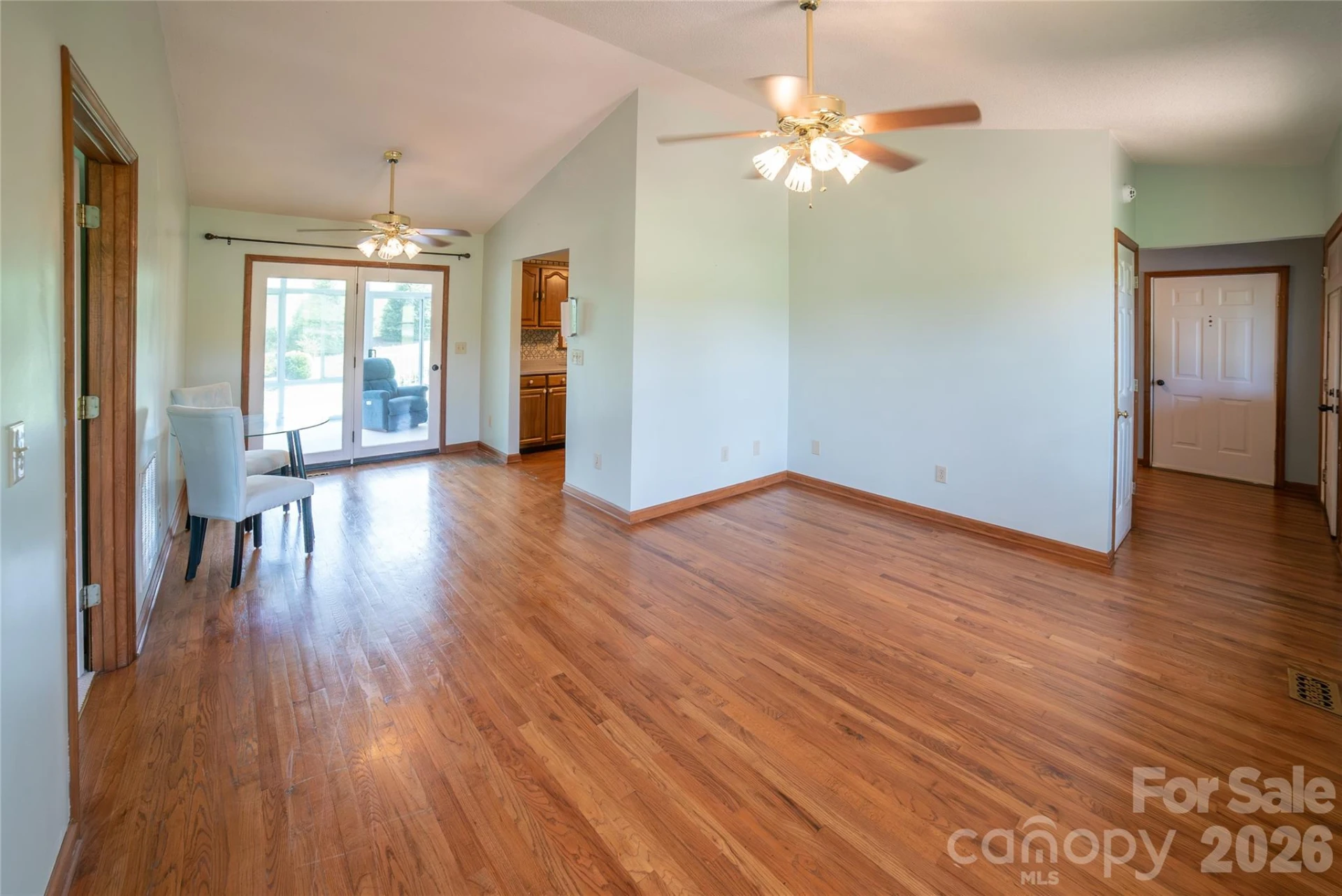 1633 Jamestown Road - Photo 14