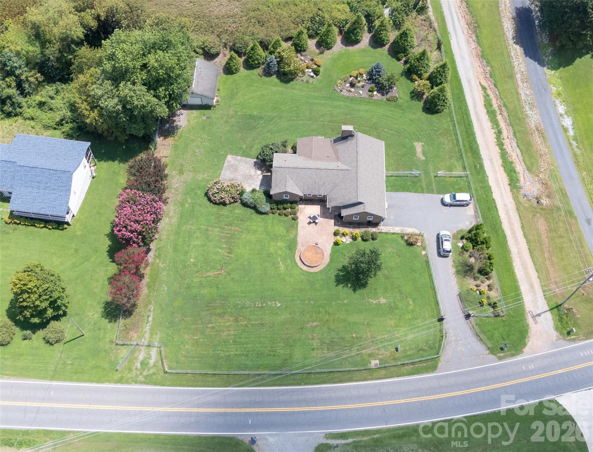 1633 Jamestown Road - Photo 36