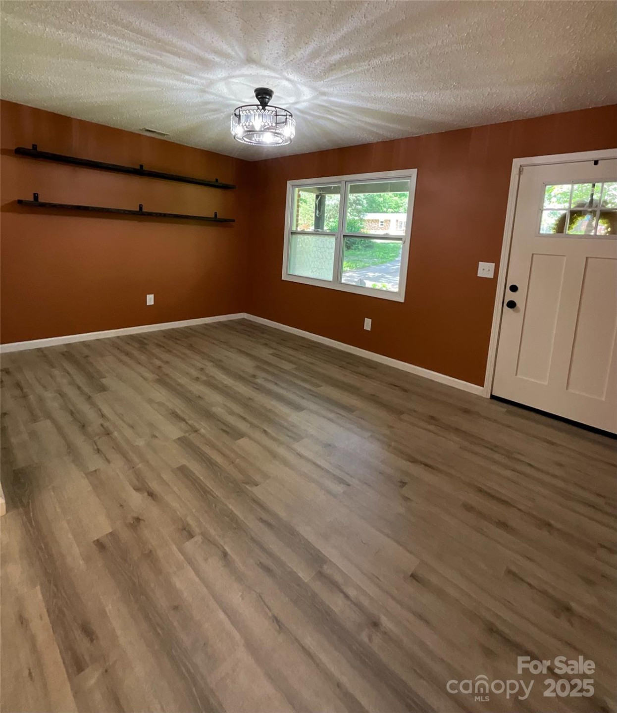 152 Mountainview Street - Photo 4