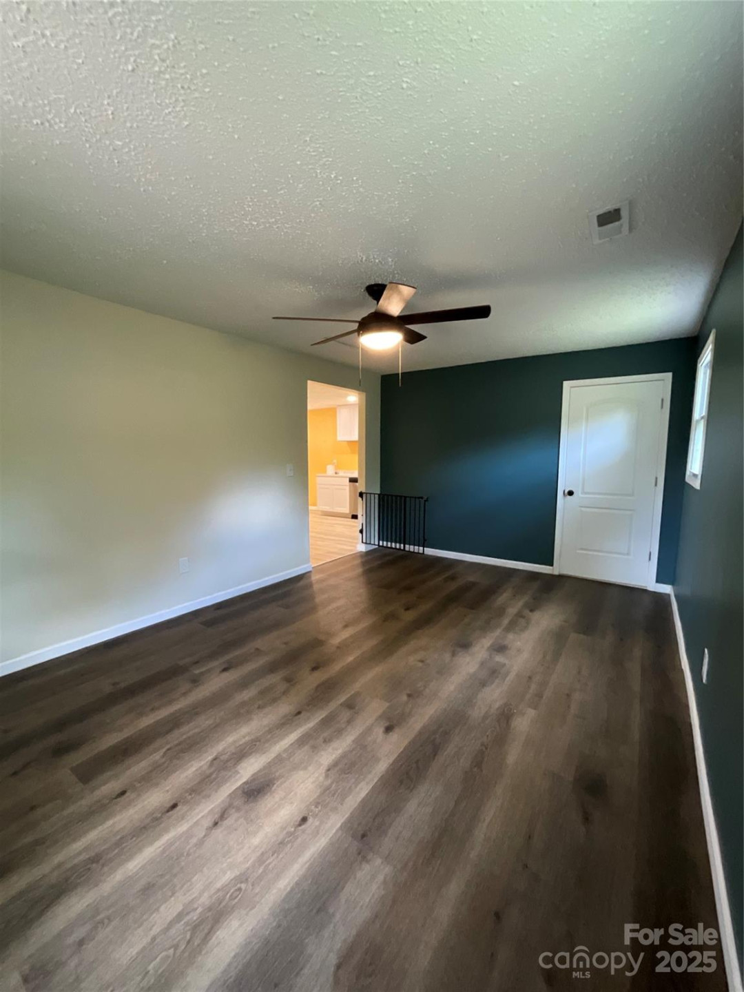 152 Mountainview Street - Photo 8