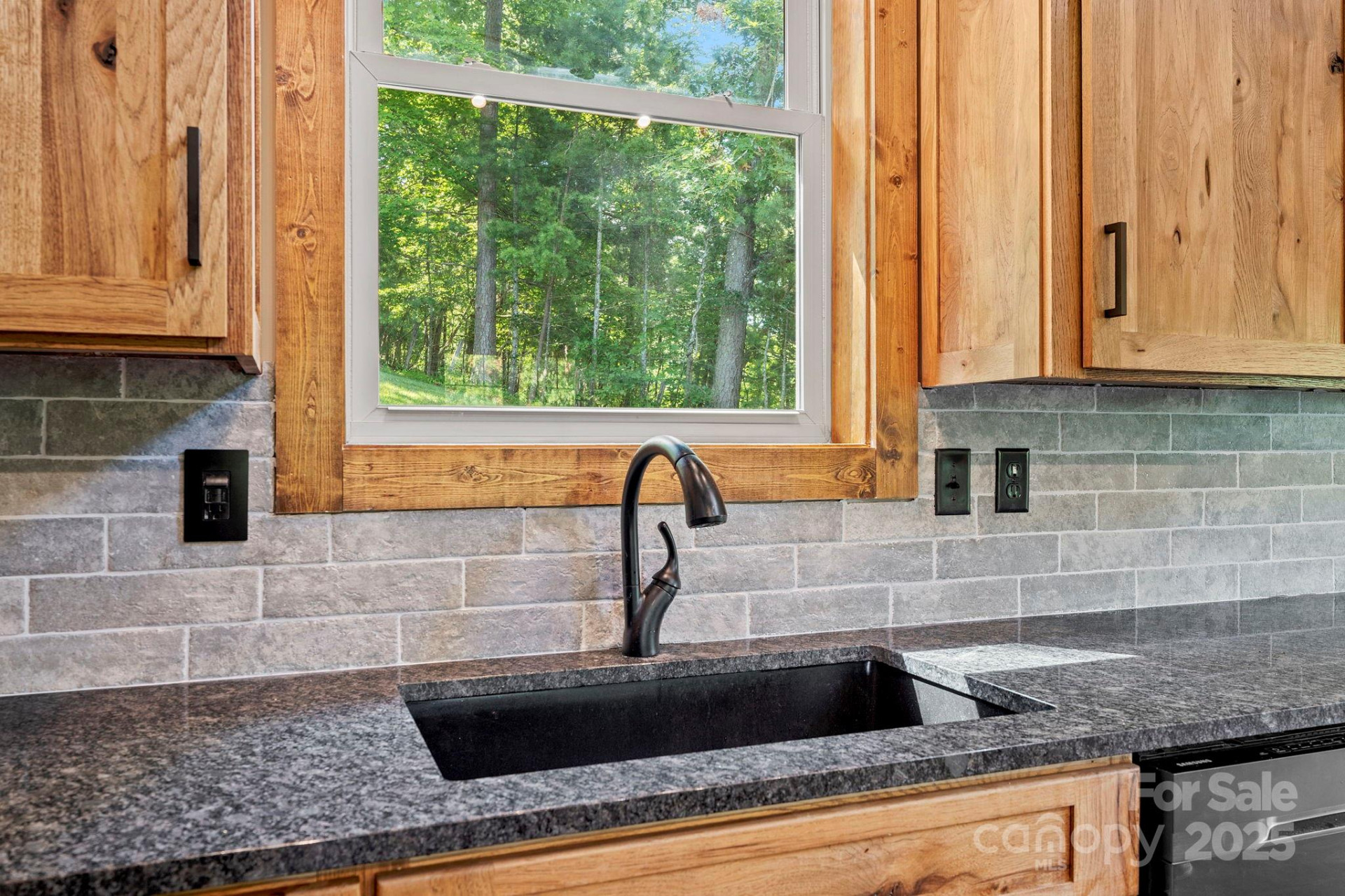 211 Wimbledon Court - Photo 13