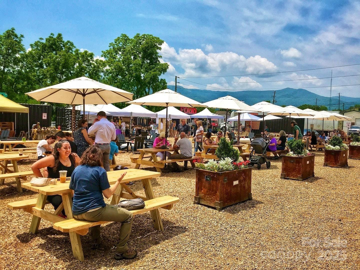 141 Ridgeway Boulevard - Photo 12