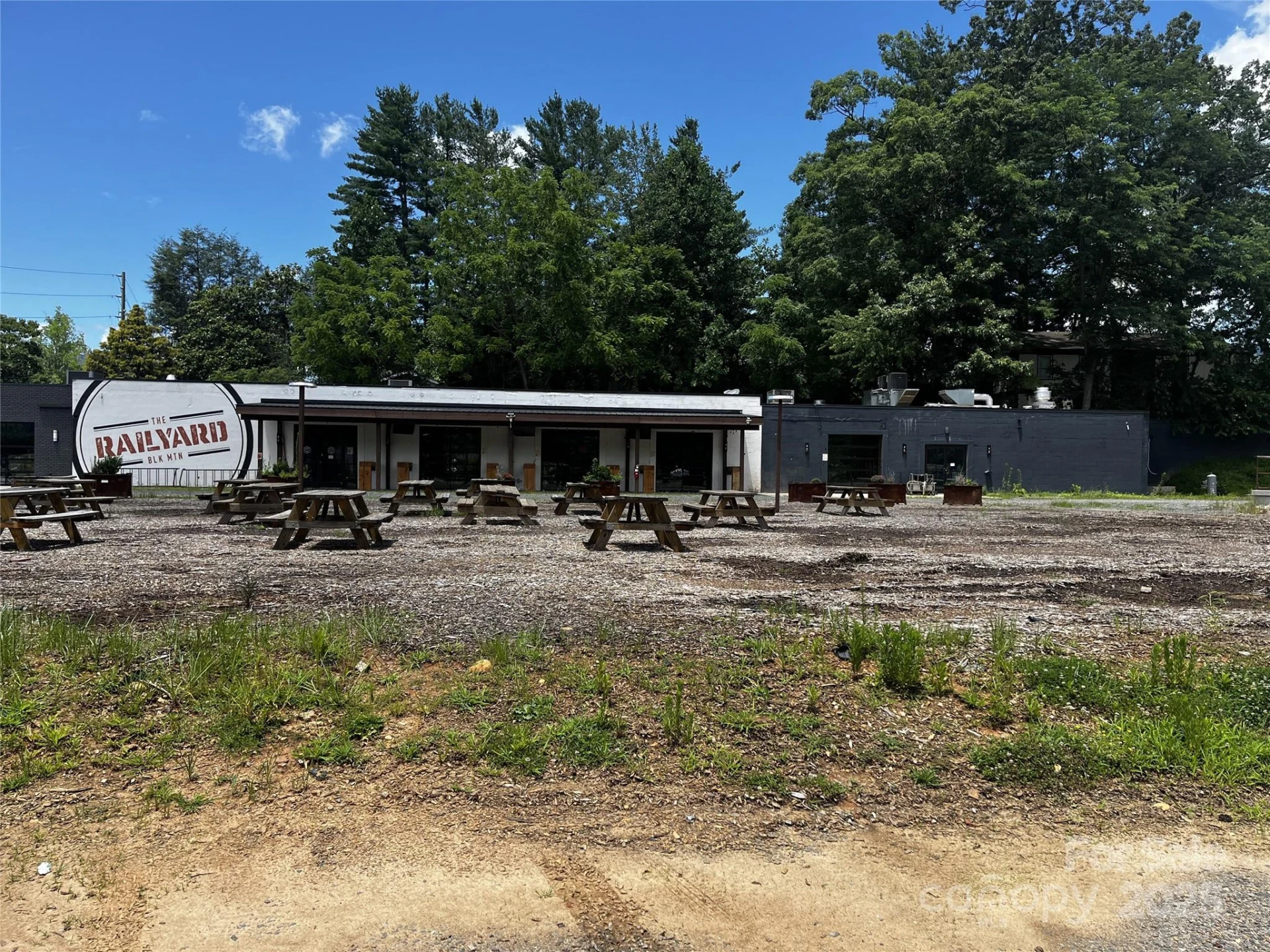 141 Ridgeway Boulevard - Photo 9