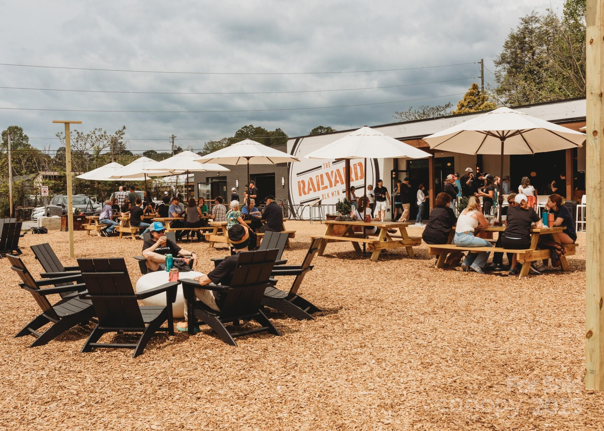 141 Ridgeway Boulevard - Photo 10