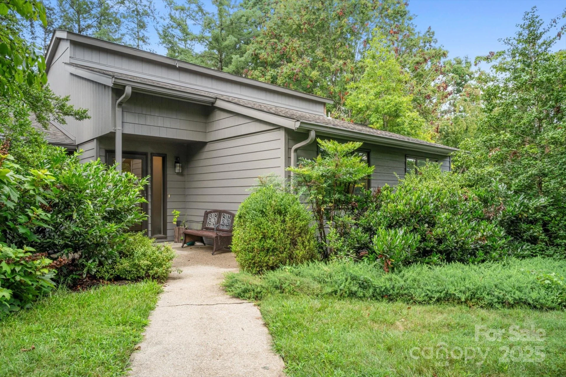 470 Crowfields Drive #6 - Photo 2