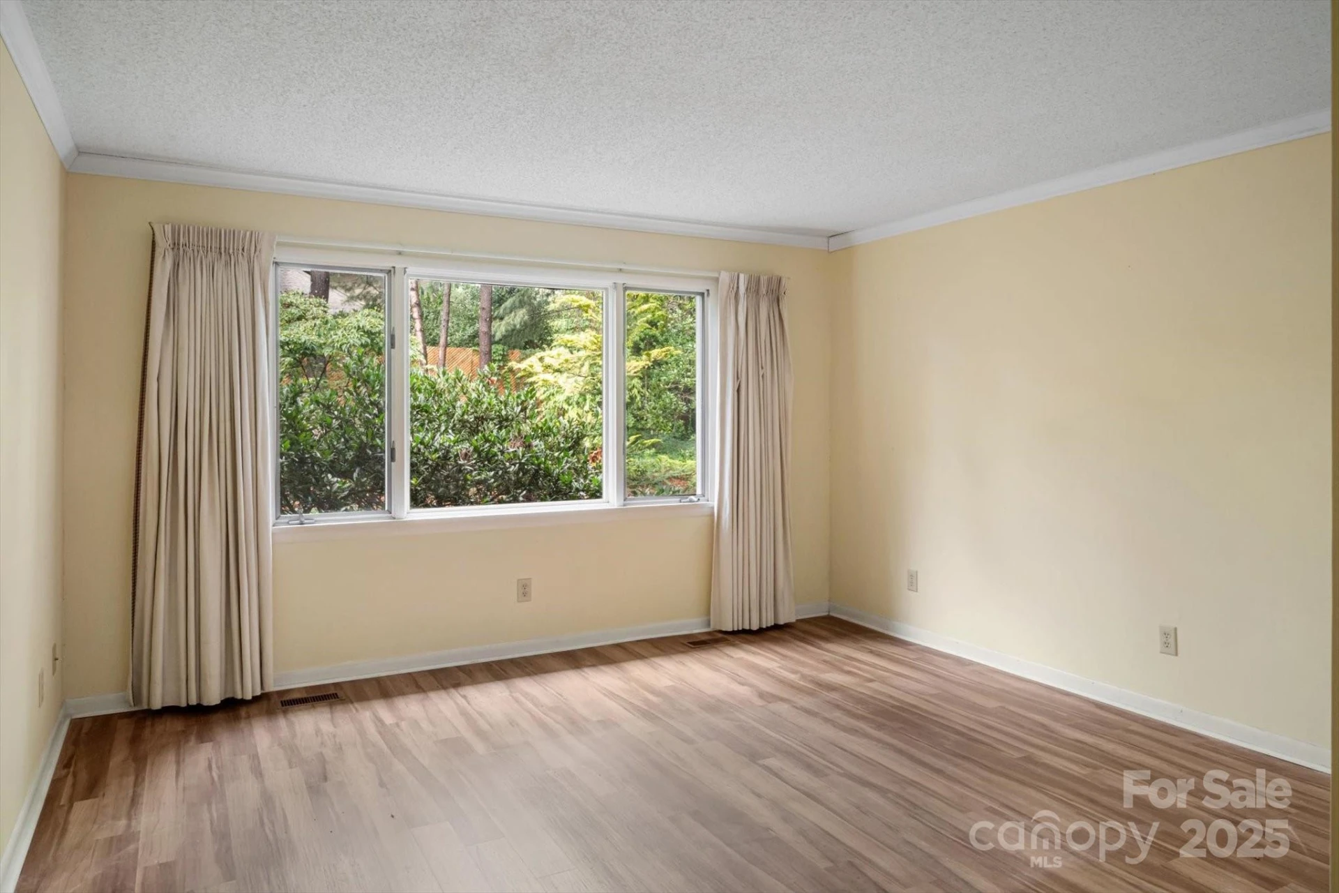 470 Crowfields Drive #6 - Photo 11