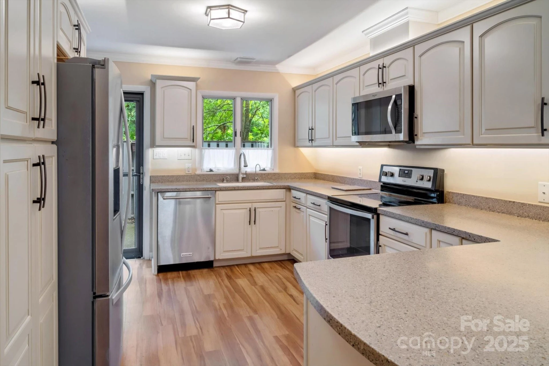 470 Crowfields Drive #6 - Photo 8
