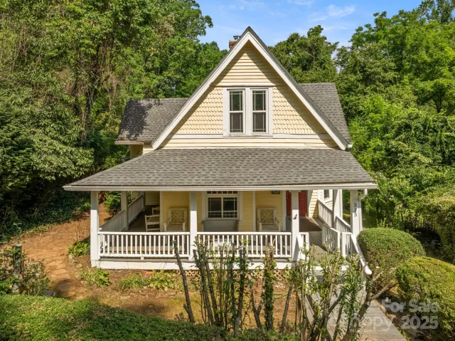 334 Greenville Street, Saluda, NC, 28773