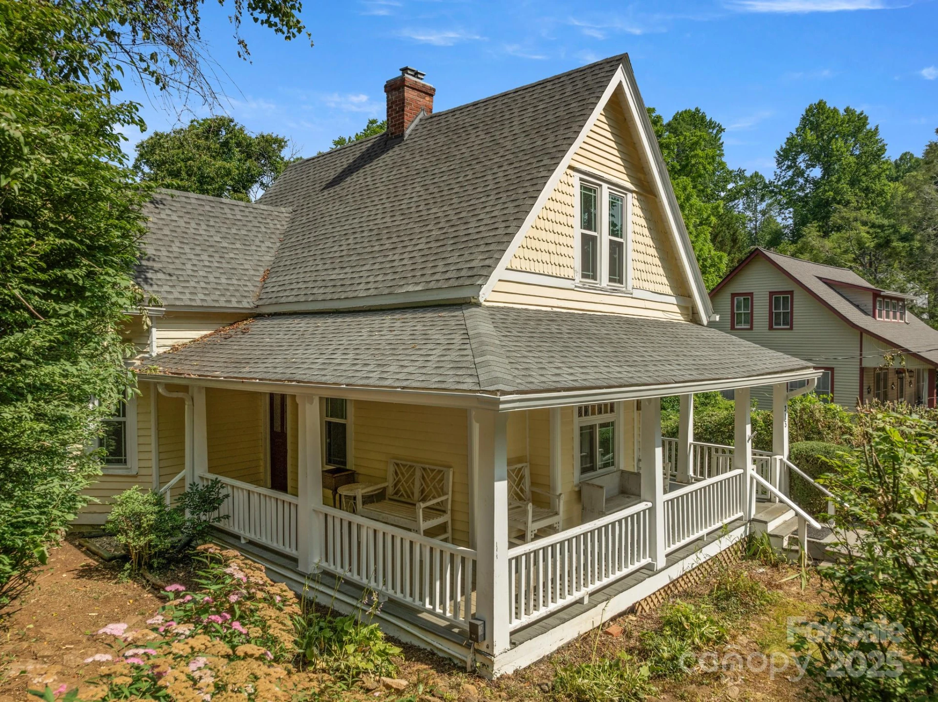 334 Greenville Street - Photo 3