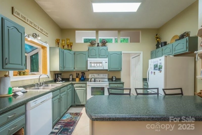 132 Fern Loop - Photo 6