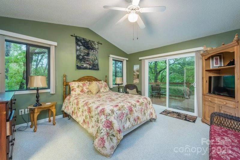 132 Fern Loop - Photo 9