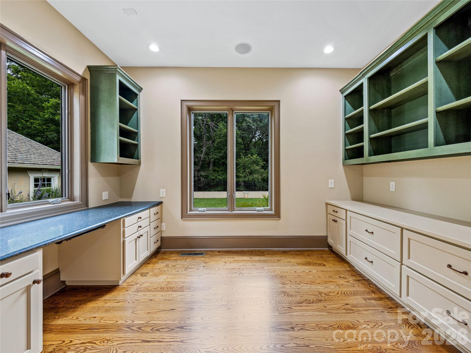 1090 Pearidge Road - Photo 37