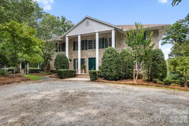 25 Towhee Trail