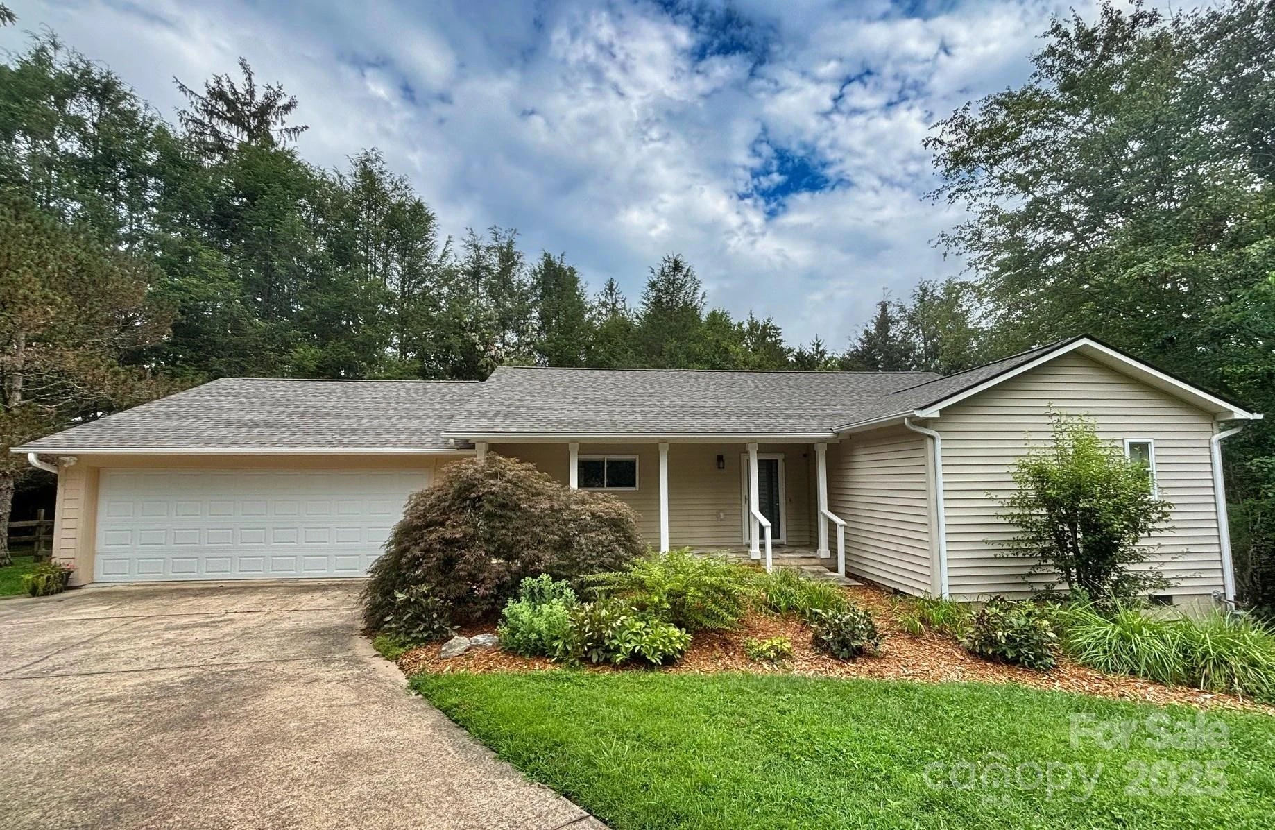 15 Beaverdam Knoll Road - Photo 2