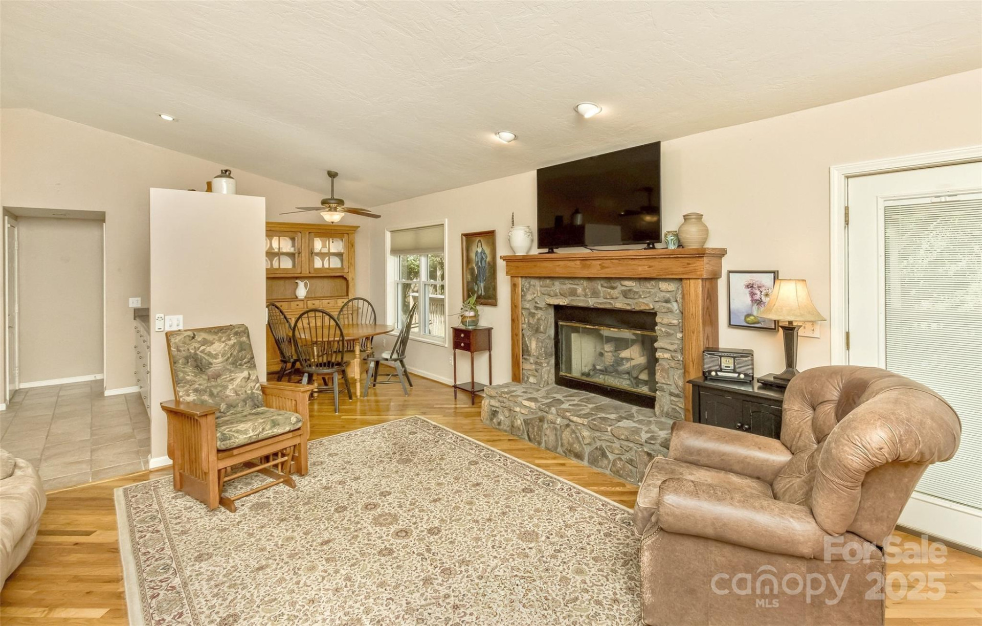 15 Beaverdam Knoll Road - Photo 4