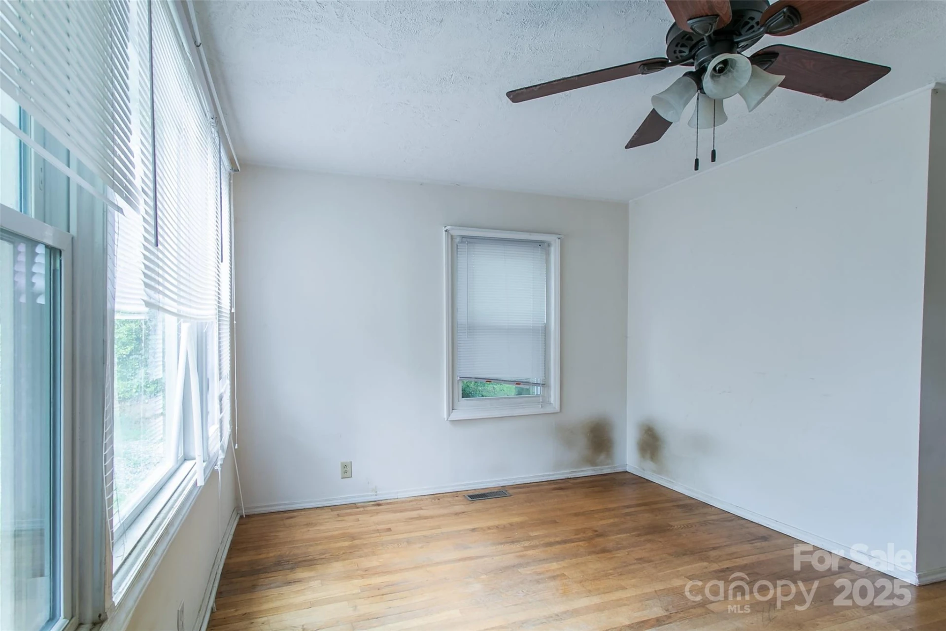 27 Curlee Street - Photo 22