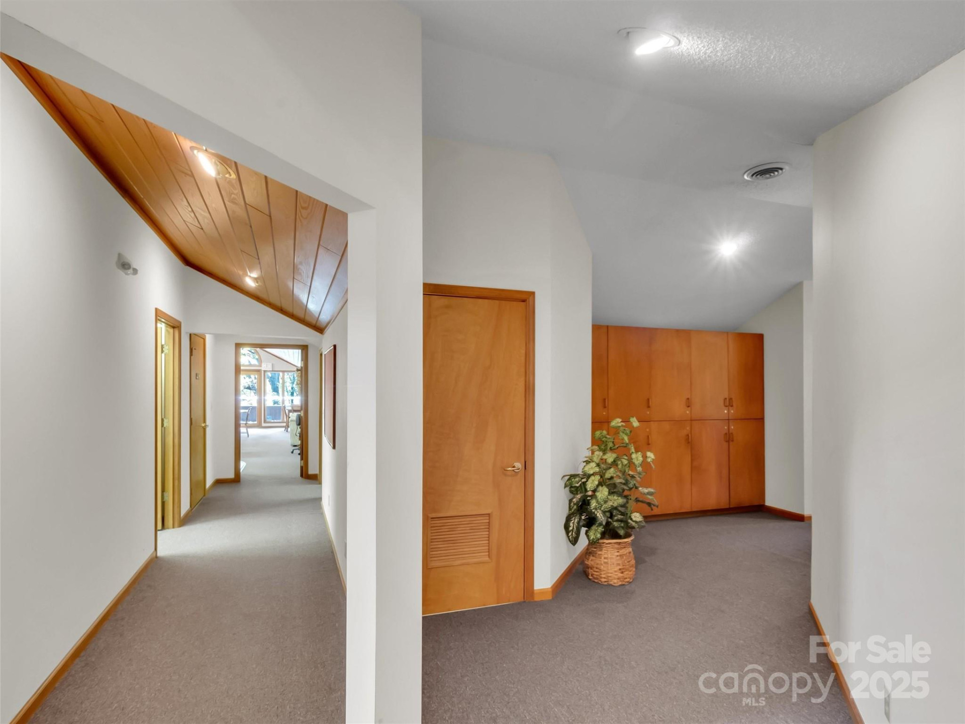 540 Hospital Drive - Photo 11