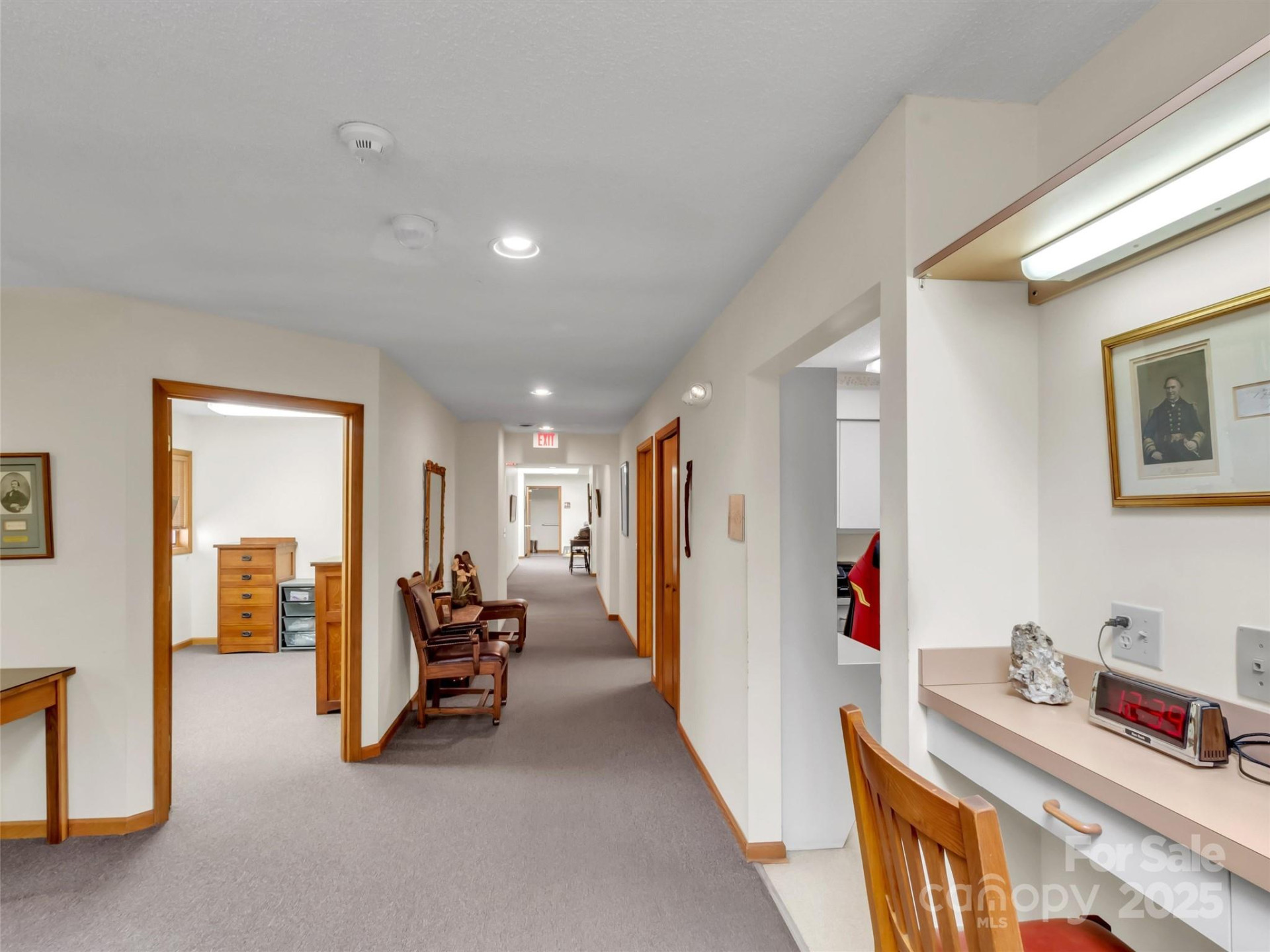 540 Hospital Drive - Photo 18