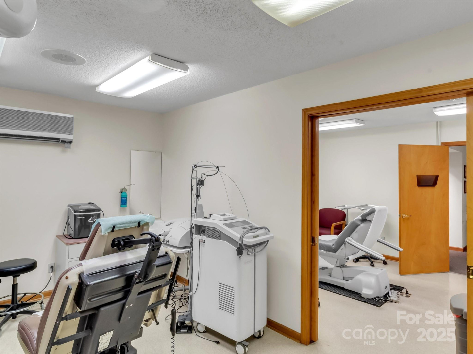 540 Hospital Drive - Photo 20