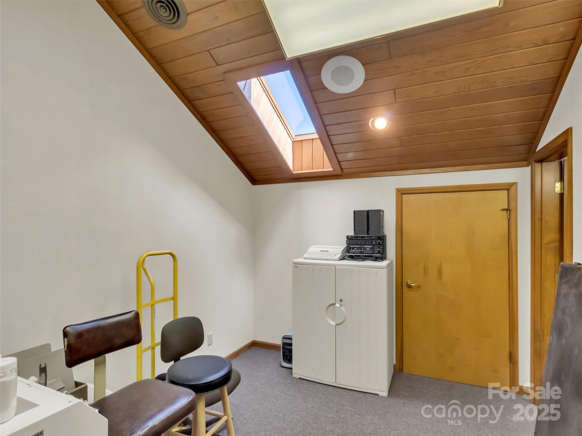 540 Hospital Drive - Photo 30