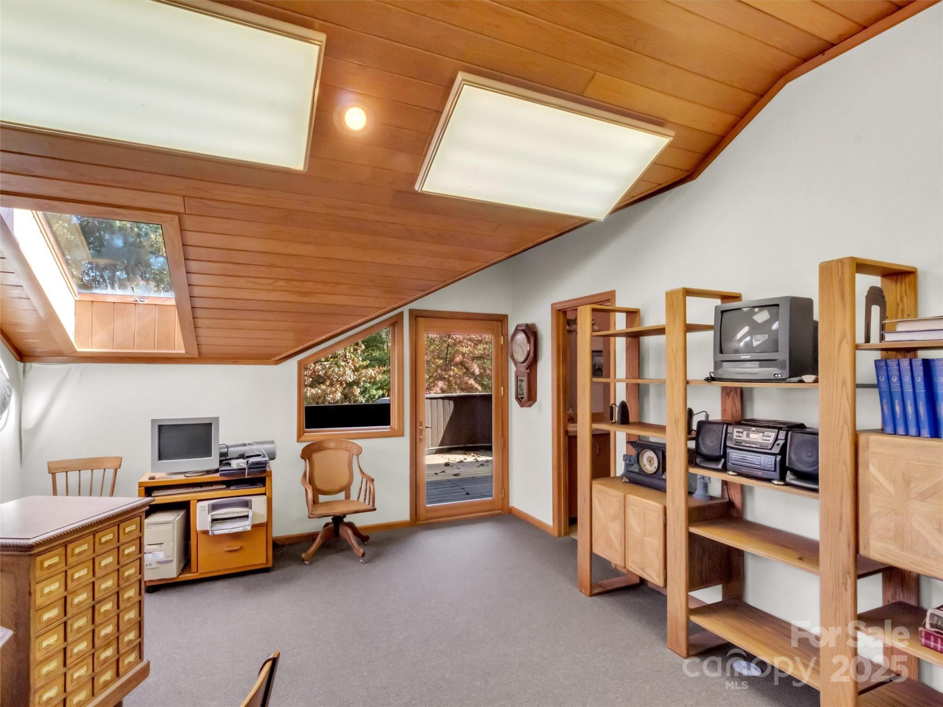 540 Hospital Drive - Photo 34