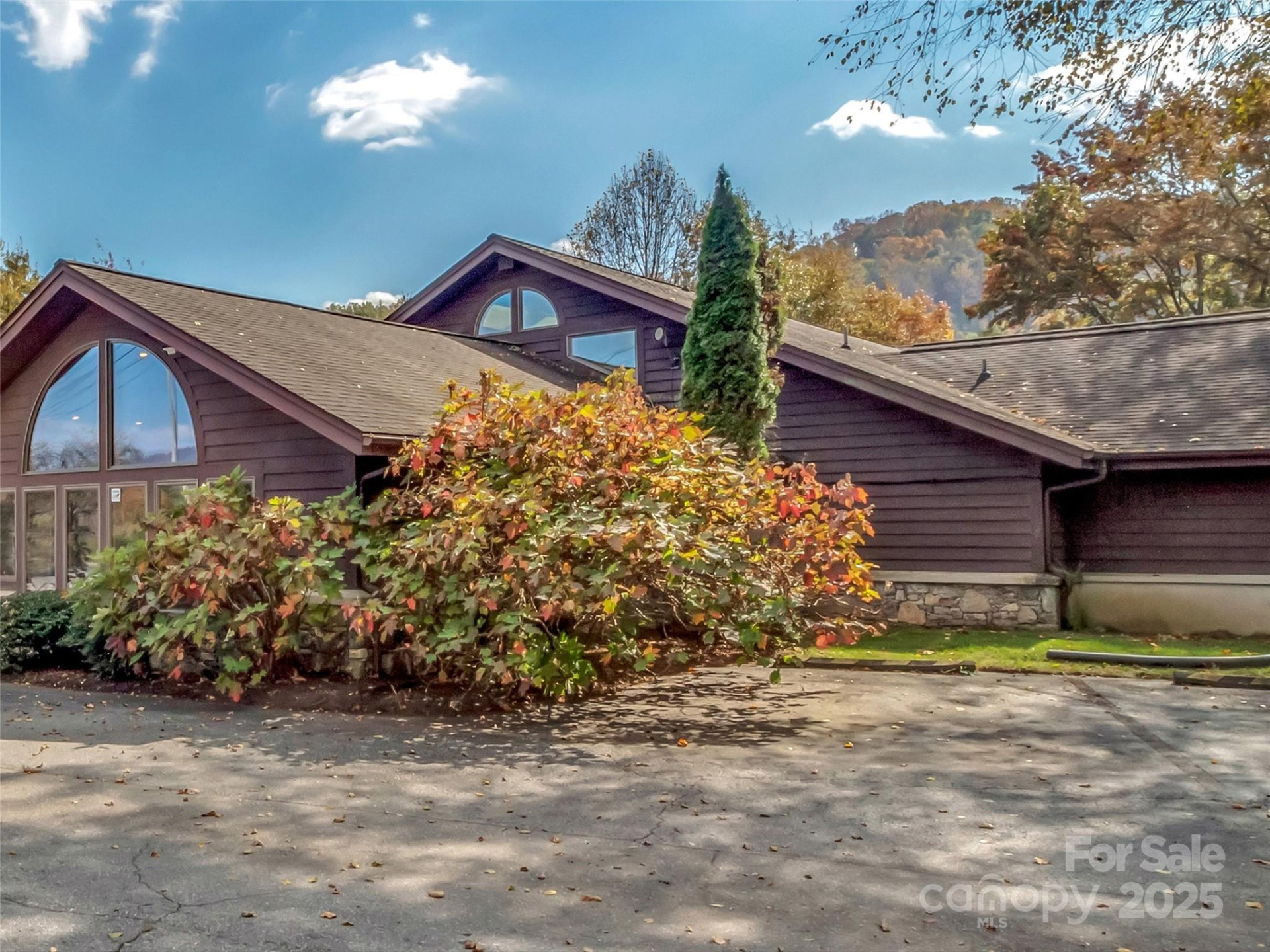 540 Hospital Drive - Photo 36