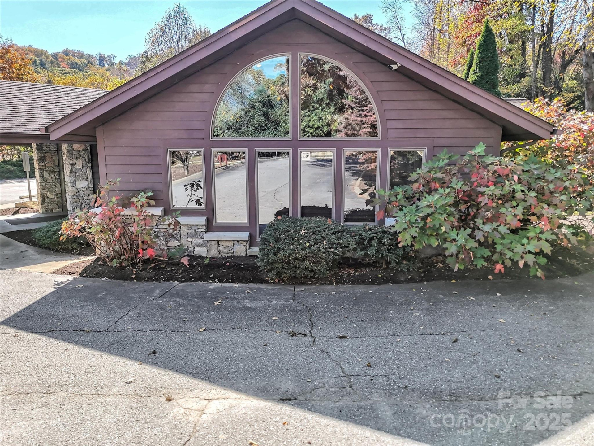 540 Hospital Drive - Photo 37