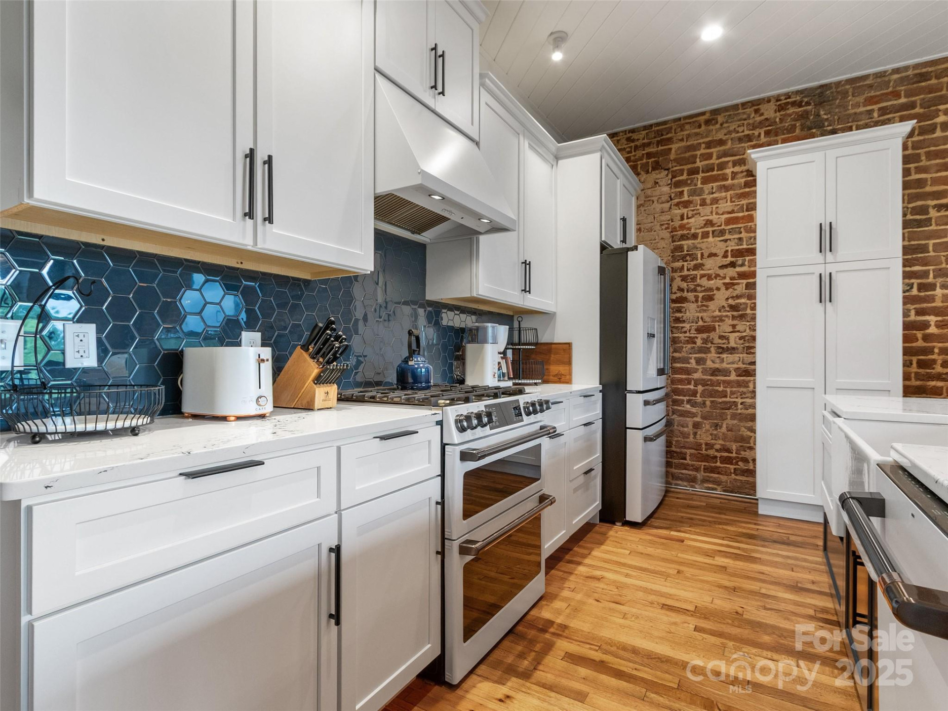 5 Town Square #204 - Photo 13